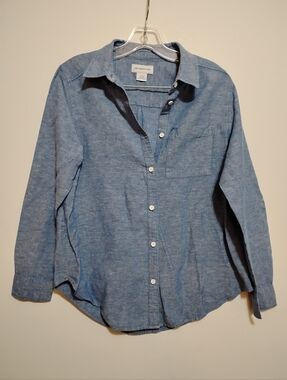 Liz Claiborne Light Blue Chambray Button-Up Shirt 55% Linen 45% Cotton S